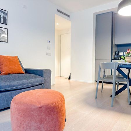Menotti Suite 11 - 15 Min Dal Duomo ミラノ エクステリア 写真